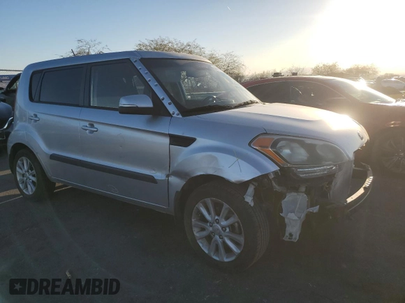 2013 Kia Soul + with VIN KNDJT2A68D7484877, listed as a Copart auction lot 44431755 with 169,012 mi miles and Salvage Title. Bid and sale history available at DreamBid. Image 4.