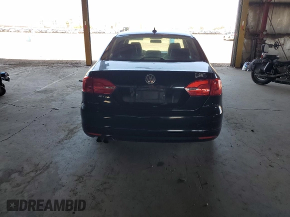 2012 Volkswagen Jetta SE z VIN 3VWDP7AJ7CM419717, wystawiony jako Copart lot #64624805 z przebiegiem 151 271 mil mil oraz Czysty tytuł • Clean title. Historia ofert i sprzedaży dostępna na DreamBid. Obrazek 6.