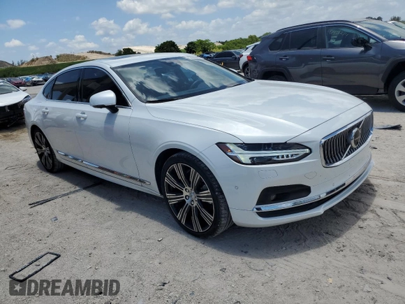 2023 Volvo S90 Plus with VIN LVY062MNXPP323093, listed as a Copart auction lot 57603464 with 15,093 mi miles and Salvage Title. Bid and sale history available at carsss.com. Image 4.