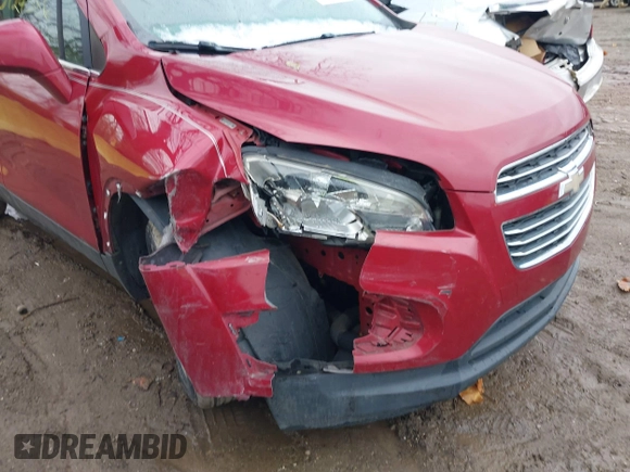 2015 Chevrolet Trax LT with VIN KL7CJLSB2FB117132, listed as a IAAI auction lot 40924586 with 83,170 mi miles. Bid and sale history available at carsss.com. Image 6.