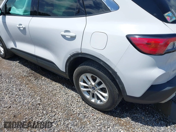 2020 Ford Escape SE with VIN 1FMCU9G61LUA92700, listed as a IAAI auction lot 42199228 with 97,463 mi miles and . Bid and sale history available at DreamBid. Image 6.