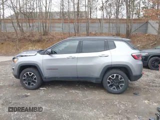 2020 Jeep Compass Trailhawk with VIN 3C4NJDDB9LT127231, listed as a IAAI auction lot 41817392 with 111,344 mi miles and . Bid and sale history available at carsss.com. Image 15.