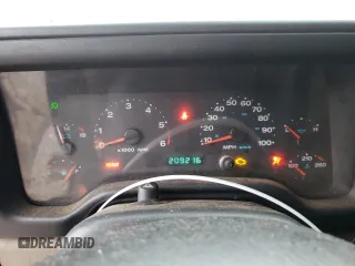 2005 Jeep Wrangler Sport z VIN 1J4FA49S55P334844, wystawiony jako Copart lot #52026835 z przebiegiem 209 216 mil mil oraz Czysty tytuł • Clean title. Historia ofert i sprzedaży dostępna na DreamBid. Obrazek 9.