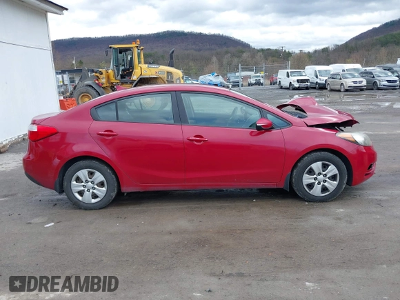 2015 Kia Forte LX with VIN KNAFX4A69F5427203, listed as a IAAI auction lot 41961590 with 176,599 mi miles. Bid and sale history available at carsss.com. Image 13.