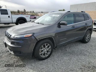 2018 Jeep Cherokee Latitude Plus with VIN 1C4PJLLX5JD612551, listed as a Copart auction lot 87692585 with 74,812 mi miles and Salvage Title. Bid and sale history available at carsss.com. Image 1.