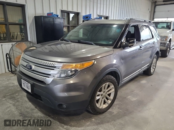 2014 Ford Explorer XLT z VIN 1FM5K8D88EGB20198, wystawiony jako IAAI lot #42410061 z przebiegiem 204 165 mil mil oraz . Historia ofert i sprzedaży dostępna na DreamBid. Obrazek 32.