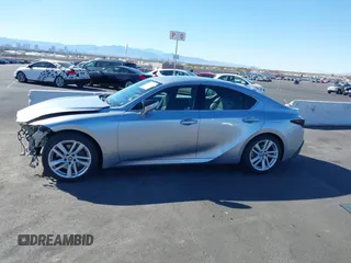 2021 Lexus IS 300 с VIN JTHAA1D23M5112706, выставлен на аукционе IAAI как лот 41815351 с пробегом 33 680 миль миль и . История ставок и продаж доступна на DreamBid. Изображение 15.