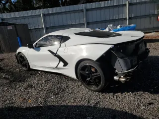 2020 Chevrolet Corvette 3LT with VIN 1G1Y82D42L5110729, listed as a Copart auction lot 82878894 with 27,674 mi miles and Salvage Title. Bid and sale history available at carsss.com. Image 2.