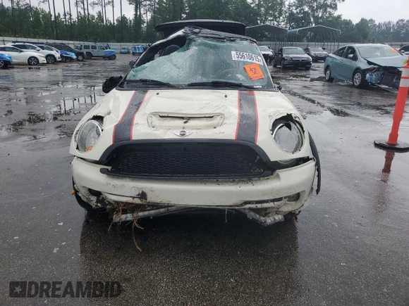 2014 MINI Convertible S с VIN WMWZP3C5XET706231, выставлен на аукционе Copart как лот 55610615 с пробегом 70 416 миль миль и Списание • Salvage title. История ставок и продаж доступна на DreamBid. Изображение 5.