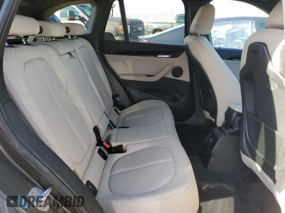 2019 BMW X1 xDrive28i with VIN WBXHT3C55K3H36118, listed as a Copart auction lot 38463093 with 30,487 mi miles. Bid and sale history available at carsss.com. Image 11.