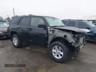 2024 Toyota 4Runner SR5 with VIN JTEEU5JR5R5316445, listed as a IAAI auction lot 41502908 with 2,407 mi miles and . Bid and sale history available at DreamBid. Image 1.