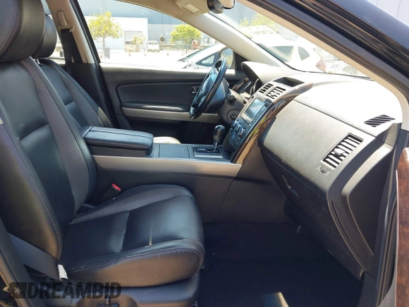 2011 Mazda CX-9 Grand Touring with VIN JM3TB2DV1B0300682, listed as a IAAI auction lot 42702969 with 195,068 mi miles and . Bid and sale history available at DreamBid. Image 5.