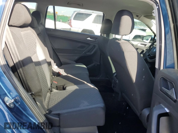 2018 Volkswagen Tiguan S with VIN 3VV0B7AX2JM019924, listed as a Copart auction lot 56138375 with 76,798 mi miles and Salvage title. Bid and sale history available at DreamBid. Image 10.