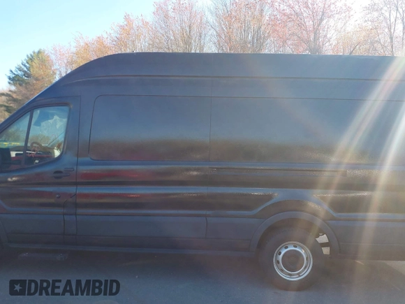 2020 Ford Transit Cargo с VIN 1FTBR3XG6LKB31123, выставлен на аукционе IAAI как лот 42034591 с пробегом 102 476 миль миль и . История ставок и продаж доступна на DreamBid. Изображение 14.