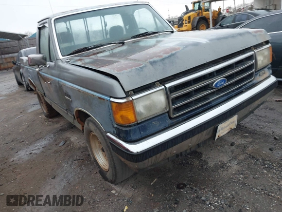 1990 Ford F-150 "S" with VIN 1FTDF15Y4LNB46798, listed as a IAAI auction lot 41767651 with 578,470 mi miles. Bid and sale history available at carsss.com. Image 1.