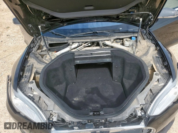 2013 Tesla Model S Performance z VIN 5YJSA1CP2DFP13199, wystawiony jako Copart lot #63225055 z przebiegiem Nie podano mil oraz Czysty tytuł • Clean title. Historia ofert i sprzedaży dostępna na DreamBid. Obrazek 11.
