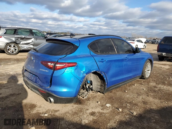 2018 Alfa Romeo Stelvio Ti Sport z VIN ZASFAKNN3J7B98256, wystawiony jako Copart lot #87103094 z przebiegiem 69 666 mil mil oraz Szkoda całkowita • Salvage title. Historia ofert i sprzedaży dostępna na DreamBid. Obrazek 3.