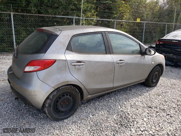 2014 Mazda Mazda2 Sport with VIN JM1DE1KY5E0181941, listed as a Copart auction lot 71814354 with 104,534 mi miles and Clean Title. Bid and sale history available at carsss.com. Image 3.