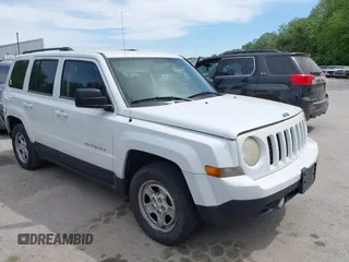 2014 Jeep Patriot Altitude with VIN 1C4NJPBA8ED504989, listed as a IAAI auction lot 42284403 with 196,922 mi miles and . Bid and sale history available at DreamBid. Image 1.