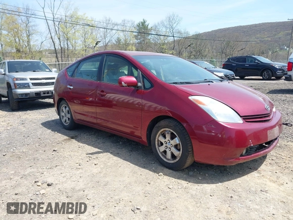 2005 Toyota Prius with VIN JTDKB20U650130633, listed as a IAAI auction lot 42114217 with 299,999 mi miles. Bid and sale history available at carsss.com. Image 1.