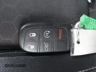 2018 Jeep Compass Latitude with VIN 3C4NJCBB7JT285996, listed as a IAAI auction lot 42063437 with 91,505 mi miles and . Bid and sale history available at DreamBid. Image 11.