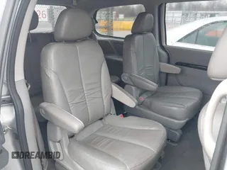 2014 Kia Sedona EX with VIN KNDMH4C76E6541200, listed as a IAAI auction lot 41657002 with 141,377 mi miles. Bid and sale history available at carsss.com. Image 8.