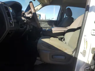 2018 Ram 2500 Tradesman с VIN 3C6UR5HJ6JG183863, выставлен на аукционе Copart как лот 87200014 с пробегом Не указан миль и Списание • Salvage title. История ставок и продаж доступна на DreamBid. Изображение 7.