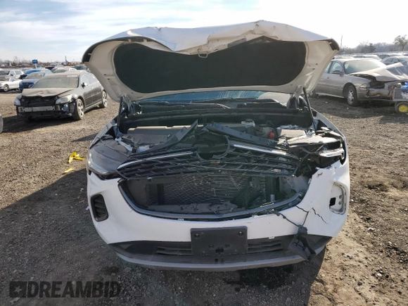 2022 Buick Envision Essence with VIN LRBFZPR44ND159861, listed as a Copart auction lot 81796164 with 39,713 mi miles and Salvage Title. Bid and sale history available at carsss.com. Image 5.