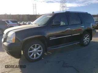 2014 GMC Yukon Denali z VIN 1GKS2EEF5ER139142, wystawiony jako Copart lot #49037625 z przebiegiem 151 488 mil mil oraz Szkoda całkowita • Salvage title. Historia ofert i sprzedaży dostępna na DreamBid. Obrazek 1.
