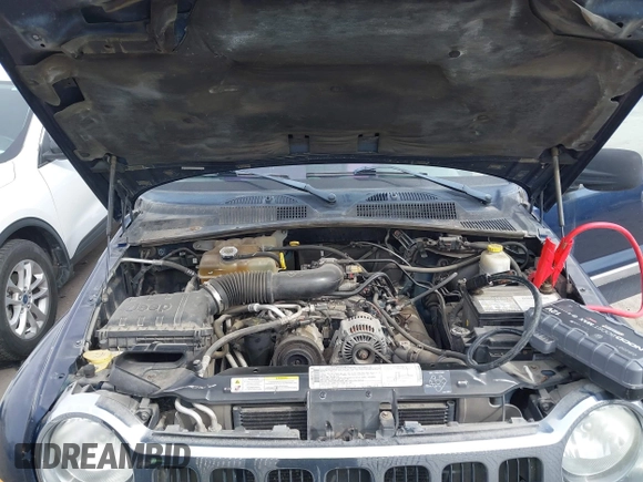 2006 Jeep Liberty Limited with VIN 1J8GL58K46W192840, listed as a IAAI auction lot 41792427 with 200,412 mi miles. Bid and sale history available at carsss.com. Image 10.