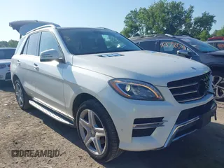 2015 Mercedes-Benz M 350 with VIN 4JGDA5HB4FA577677, listed as a IAAI auction lot 42518630 with 237,779 mi miles and . Bid and sale history available at DreamBid. Image 1.