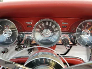 1961 Ford Thunderbird with VIN 1Y73Z116153, listed as a Copart auction lot 70746614 with 83,218 mi miles and Salvage Title. Bid and sale history available at DreamBid. Image 9.