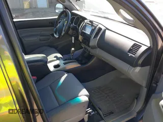 2015 Toyota Tacoma PreRunner с VIN 3TMJU4GN3FM180002, выставлен на аукционе IAAI как лот 41617282 с пробегом 179 105 миль миль и . История ставок и продаж доступна на DreamBid. Изображение 5.