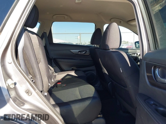 2020 Nissan Rogue S z VIN 5N1AT2MT7LC713875, wystawiony jako IAAI lot #41758058 z przebiegiem 46 529 mil mil oraz . Historia ofert i sprzedaży dostępna na DreamBid. Obrazek 8.