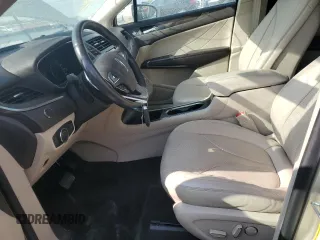 2017 Lincoln MKC Reserve z VIN 5LMCJ3C93HUL02501, wystawiony jako Copart lot #52039435 z przebiegiem 77 052 mil mil oraz Szkody całkowita. Historia ofert i sprzedaży dostępna na DreamBid. Obrazek 7.