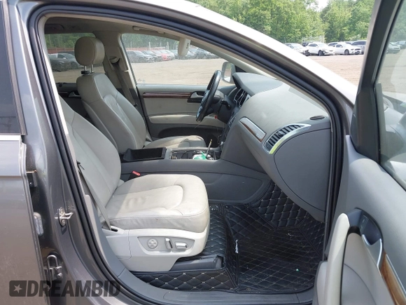 2013 Audi Q7 Premium Plus with VIN WA1LGAFE5DD014132, listed as a IAAI auction lot 42458839 with 135,687 mi miles and . Bid and sale history available at DreamBid. Image 5.