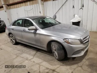 2016 Mercedes-Benz C 300 Luxury with VIN 55SWF4KB8GU113087, listed as a Copart auction lot 84115574 with 136,175 mi miles and Salvage Title. Bid and sale history available at DreamBid. Image 4.