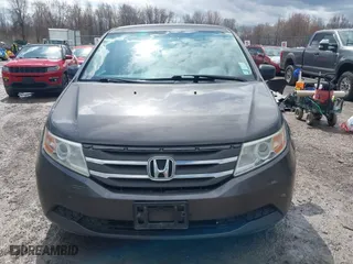 2013 Honda Odyssey EX with VIN 5FNRL5H40DB068597, listed as a IAAI auction lot 41910524 with 164,991 mi miles. Bid and sale history available at carsss.com. Image 13.