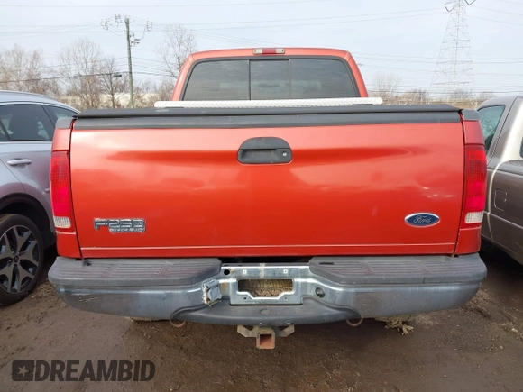 2001 Ford Super Duty F-250 XL with VIN 1FTNW21F61EB16701, listed as a IAAI auction lot 41687274 with 227,092 mi miles. Bid and sale history available at carsss.com. Image 17.