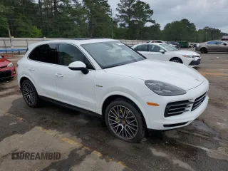 2021 Porsche Cayenne E-Hybrid Hybrid z VIN WP1AE2AY1MDA24696, wystawiony jako Copart lot #54376945 z przebiegiem 36 303 mil mil oraz Szkoda całkowita • Salvage title. Historia ofert i sprzedaży dostępna na DreamBid. Obrazek 4.