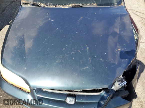1998 Honda Accord EX z VIN 1HGCG667XWA027839, wystawiony jako Copart lot #59464905 z przebiegiem Nie podano mil oraz Nie do naprawy • Non repairable. Historia ofert i sprzedaży dostępna na DreamBid. Obrazek 11.