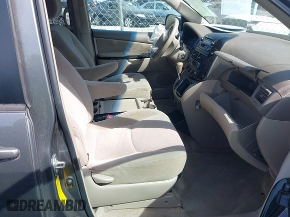 2005 Toyota Sienna CE with VIN 5TDZA23C25S270289, listed as a IAAI auction lot 41903213 with 175,542 mi miles. Bid and sale history available at carsss.com. Image 5.