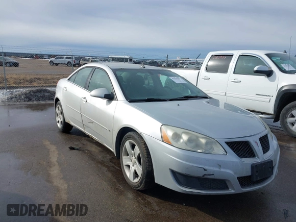 2010 Pontiac G6 w/1SC with VIN 1G2ZA5E00A4117179, listed as a IAAI auction lot 41636621 with 1 mi miles. Bid and sale history available at carsss.com. Image 1.
