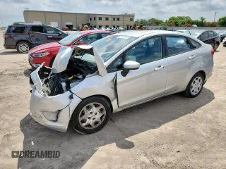 2012 Ford Fiesta S с VIN 3FADP4AJ9CM187113, выставлен на аукционе Copart как лот 64719765 с пробегом Не указан миль и Списание • Salvage title. История ставок и продаж доступна на DreamBid. Изображение 1.