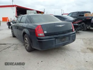 2006 Chrysler 300 Touring with VIN 2C3KA53G36H432859, listed as a IAAI auction lot 42141903 with 270,699 mi miles. Bid and sale history available at carsss.com. Image 3.