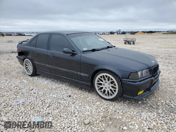1998 BMW M3 z VIN WBSCD9320WEE09027, wystawiony jako Copart lot #52202055 z przebiegiem 244 452 mil mil oraz Czysty tytuł • Clean title. Historia ofert i sprzedaży dostępna na DreamBid. Obrazek 4.