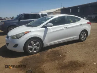 2013 Hyundai Elantra Limited z VIN 5NPDH4AE8DH236724, wystawiony jako Copart lot #57170215 z przebiegiem 146 004 mil mil oraz Szkoda całkowita • Salvage title. Historia ofert i sprzedaży dostępna na DreamBid. Obrazek 1.