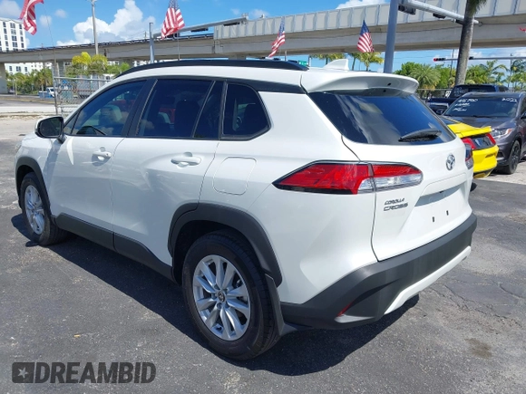 2024 Toyota Corolla Cross LE with VIN 7MUCAAAG1RV084549, listed as a IAAI auction lot 42582648 with 17,301 mi miles and . Bid and sale history available at DreamBid. Image 3.