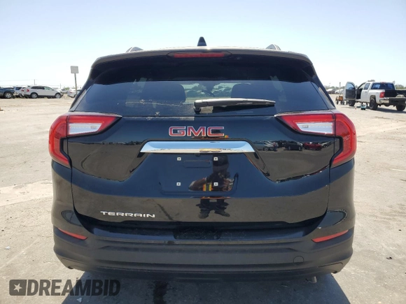 2024 GMC Terrain SLE z VIN 3GKALMEG3RL384062, wystawiony jako Copart lot #53861145 z przebiegiem 15 024 mil mil oraz Szkoda całkowita • Salvage title. Historia ofert i sprzedaży dostępna na DreamBid. Obrazek 6.