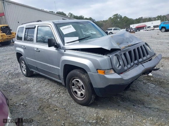 2015 Jeep Patriot Sport with VIN 1C4NJPBB8FD298101, listed as a IAAI auction lot 41624625 with 125,071 mi miles. Bid and sale history available at carsss.com. Image 1.